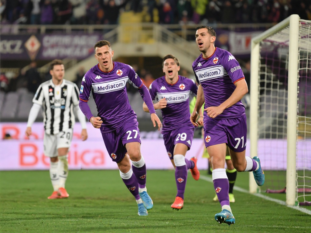 尤文惨遭两连败!0-3佛罗伦萨距榜首9分 佛罗伦萨本场的胜利也为其他中游球队带来了