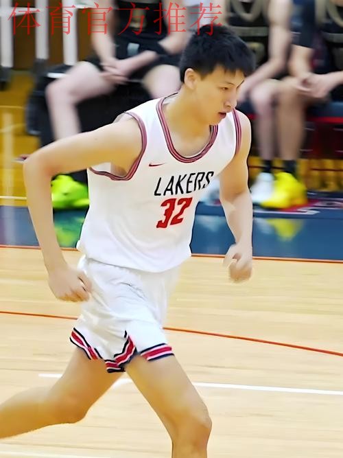 郇斯楠美高得13分！持续强化持球处理，篮板+手活仍需提升！